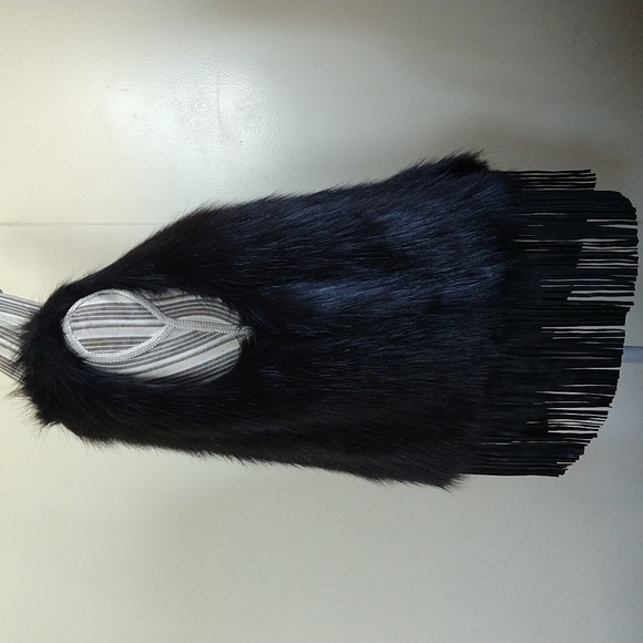Black faux fur vest fringe Tassels sleeveless size large - Picture 4 of 14